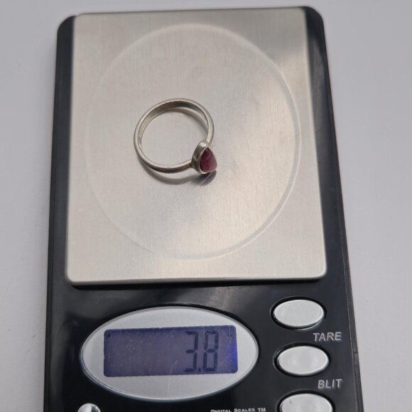 Size 8.5 Sterling Silver Unique Shape Garnet Stone Ring A3009 - Picture 8 of 8